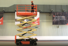 【精彩视频】捷尔杰剪刀车负载感应系统！