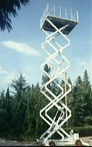 移动式升降机
