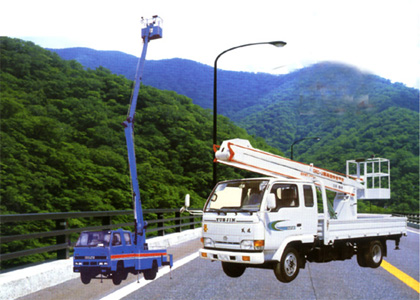 高空作业车