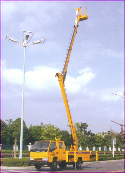 江铃双排14米高空作业车 JB5061JGKA