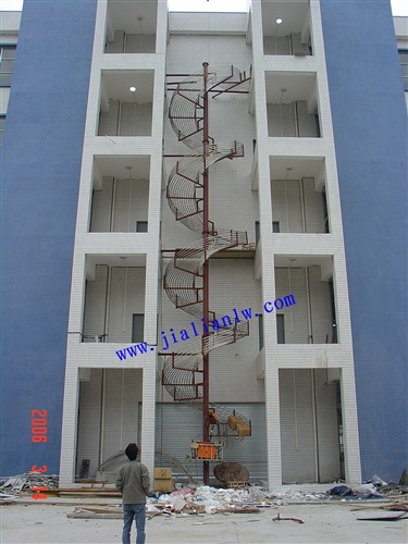 滑梯 面议