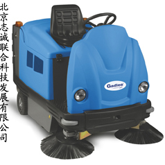 驾驶式扫地机-驾驶式扫地车-柴油驱动、汽油驱动、电瓶驱动扫地机-GT120 驾驶式扫地机-驾驶式扫地车-柴油驱动、汽油驱动、电瓶驱动扫地机-GT120