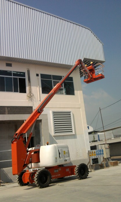 自行曲臂式高空作业平台 GTZZ18_升降平台网 自行曲臂式高空作业平台 GTZZ18_升降平台网