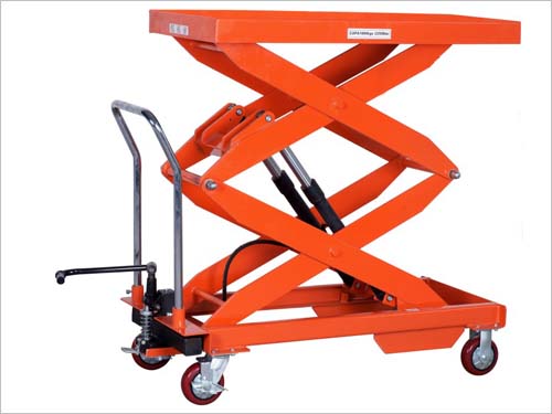 福建手动平台车/惠州液压升降小平台/模具搬运车便宜快来抢购吧！ XLPT-A