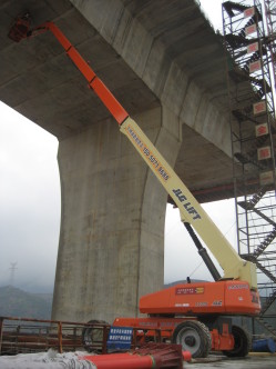 四川成都高空作业车出租升降车出租登高车出租高空平台车出租 所有