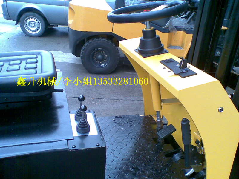 供应佛山电动叉车，佛山小型电瓶叉车供应电话13533281060 XBT20