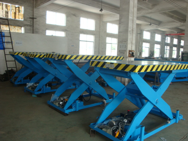 固定式升降货梯