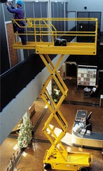 剪叉式高空作业台
